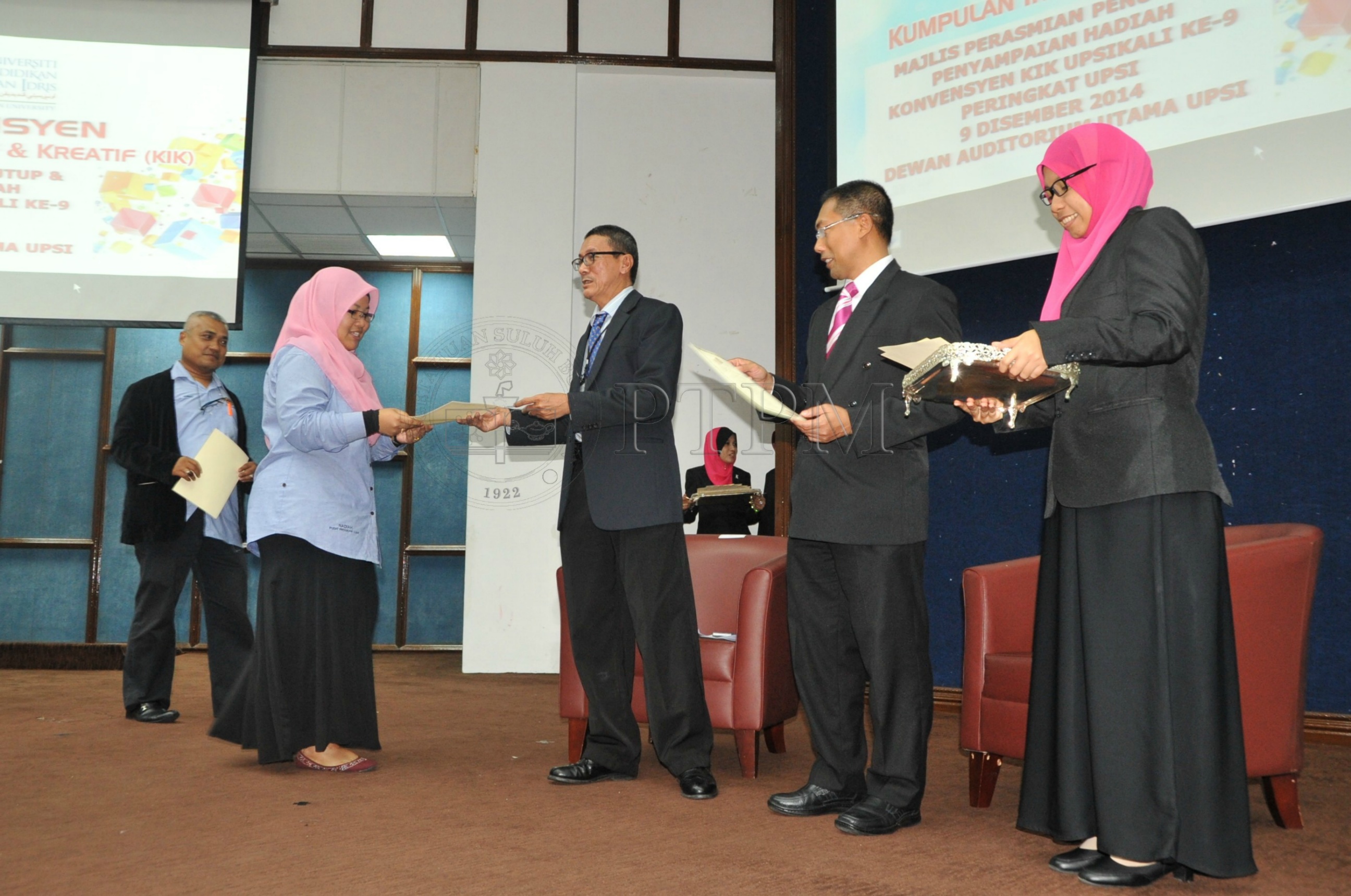 PRO 14 126 KIKPRO 2597